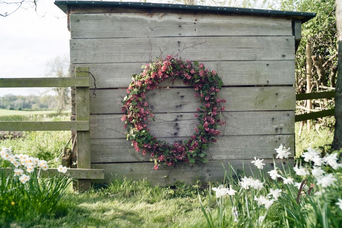 Featured image for “Fierceblooms Crafts A Spring Floral Hoop For Easter”