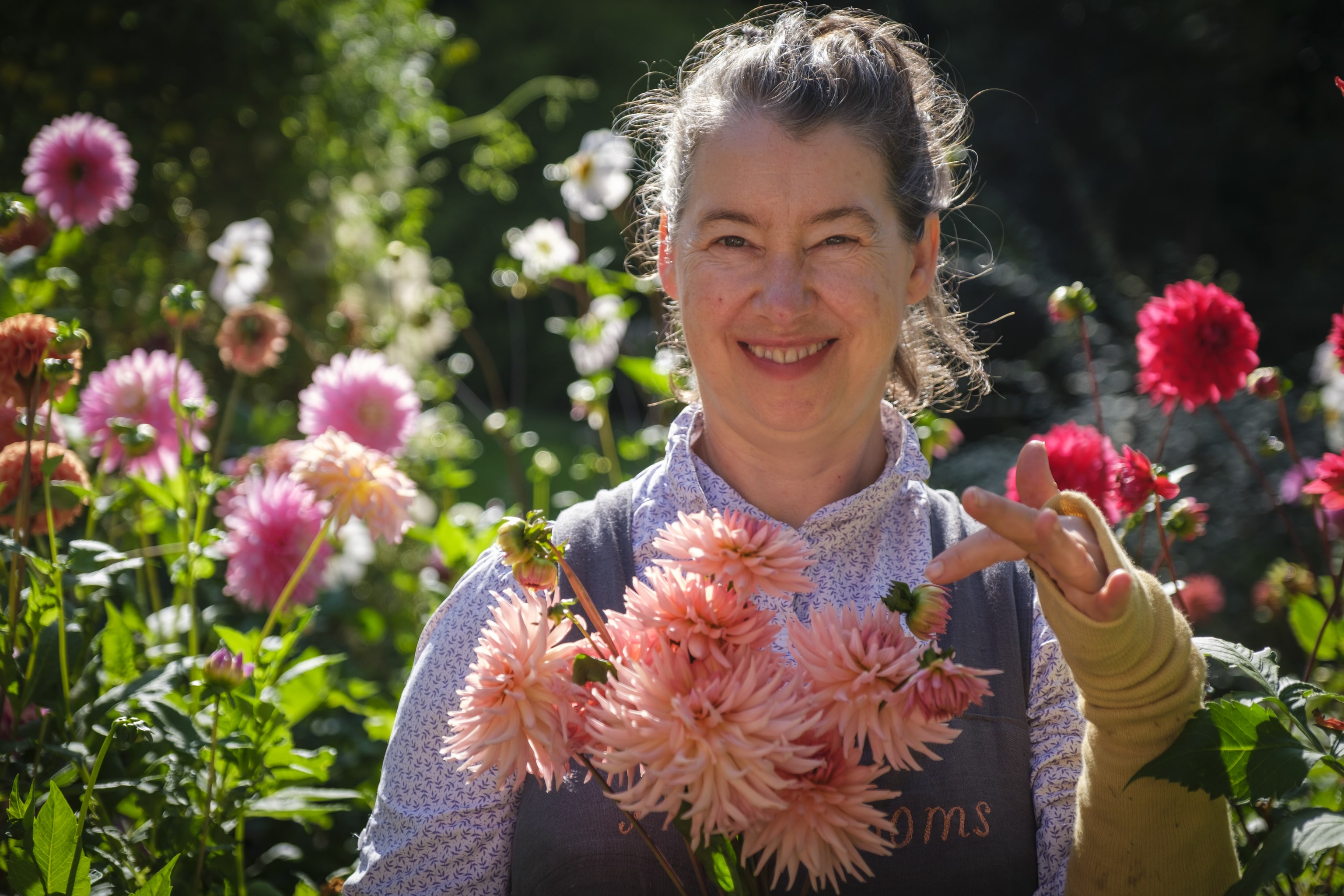 Featured image for “How To Best Use Dahlias To Extend Your Flower Arranging Season”
